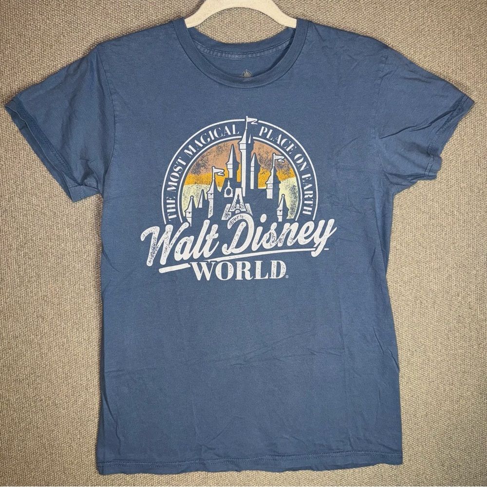 Disney size small Blue Orange Walt Disney world Castle short sleeve Tee shirt